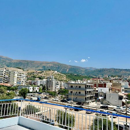 Viktora'S House Apartment Himare Bagian luar foto
