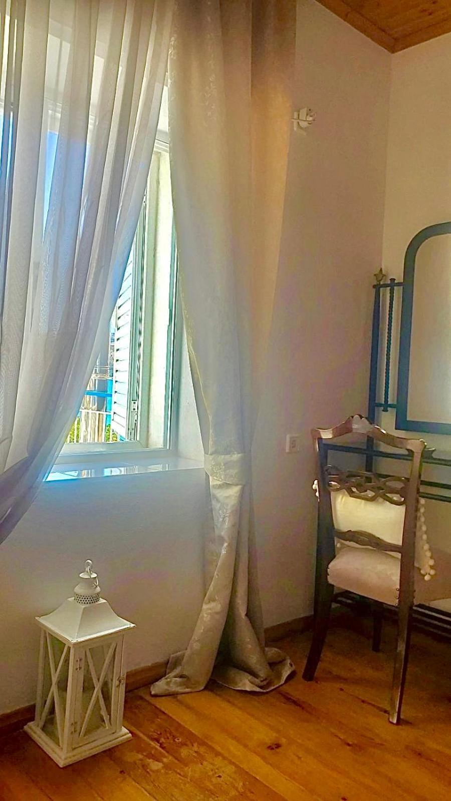 Viktora'S House Apartment Himare Bagian luar foto