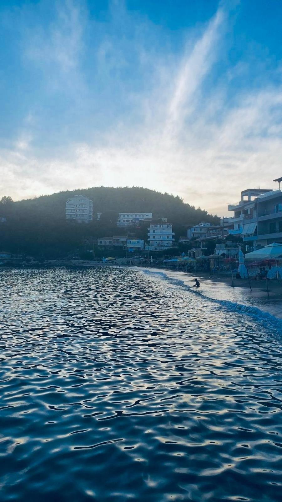 Viktora'S House Apartment Himare Bagian luar foto