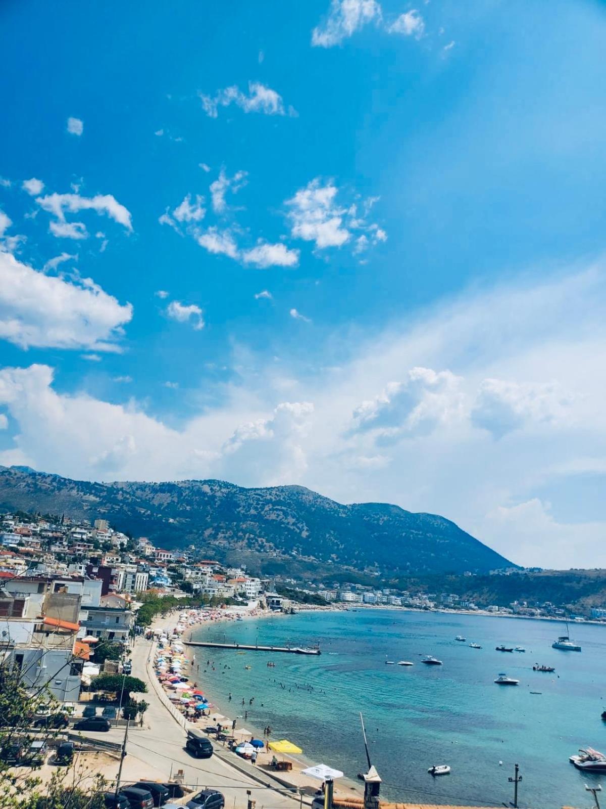 Viktora'S House Apartment Himare Bagian luar foto