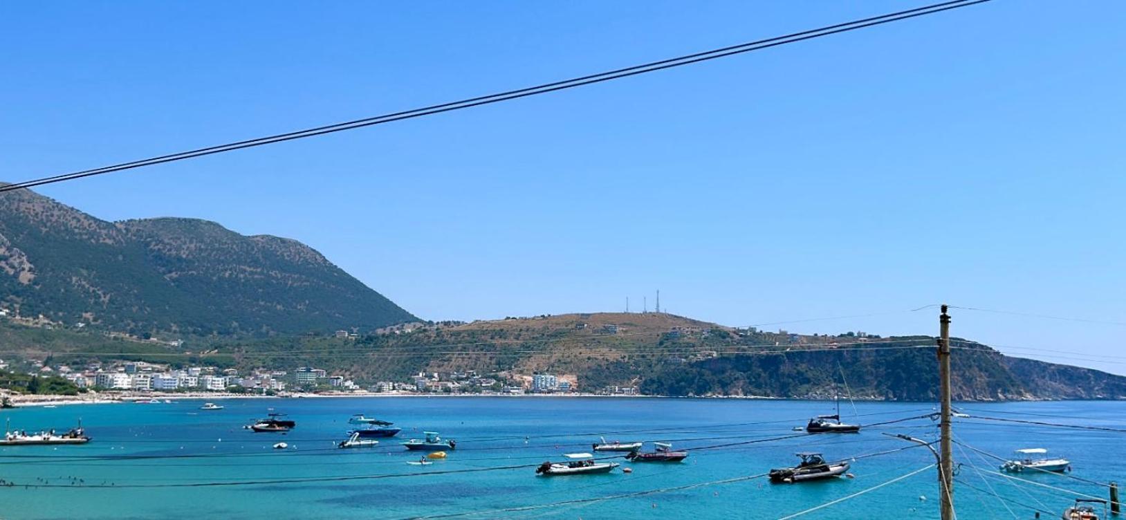 Viktora'S House Apartment Himare Bagian luar foto